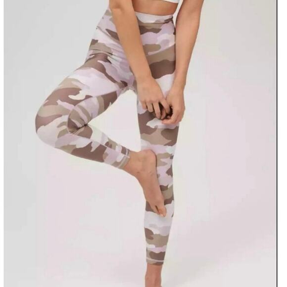 AERIE Offline Hi-Rise leggings - Picture 1 of 4